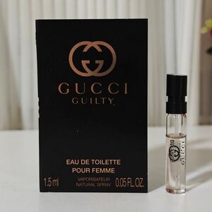 New GUCCI Guilty EDT Pour Femme 0.05oz/ 1.5ml Sample Spray